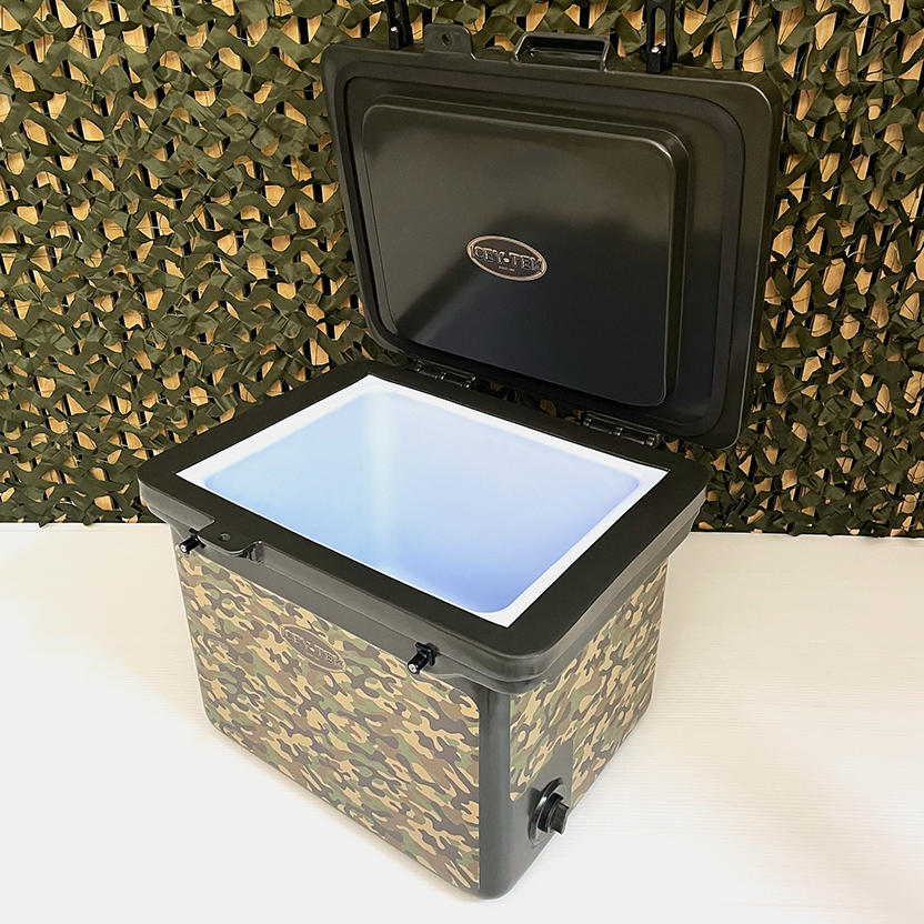 Icey-Tek 40 Litre Cube Cool Box In Classic Camo